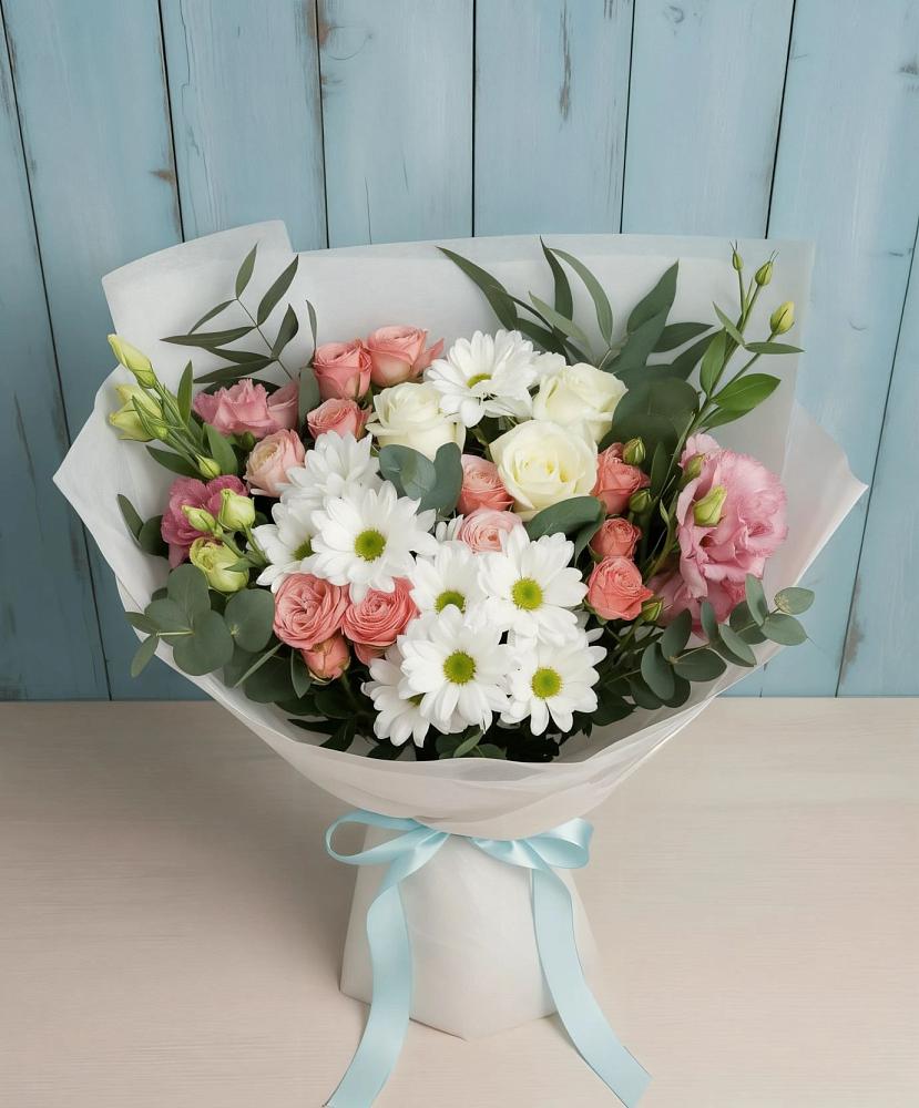 Букет цветов из: Розы, Лизиантусы и Хризантемы в Верхнее Мячково
