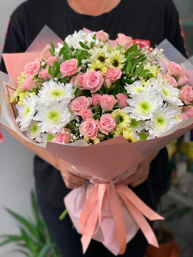 Букет цветов из: Розы и Хризантемы в Верхнее Мячково