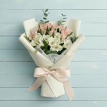 Букет цветов из:  Альстромерии в Верхнее Мячково