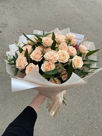 Букет Кремовые розы Латте в Верхнее Мячково