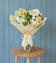 Букет цветов из:  Хризантемы и Розы в Верхнее Мячково